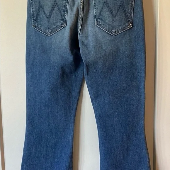 MOTHER the weekender flare jeans - Picture 3 of 5